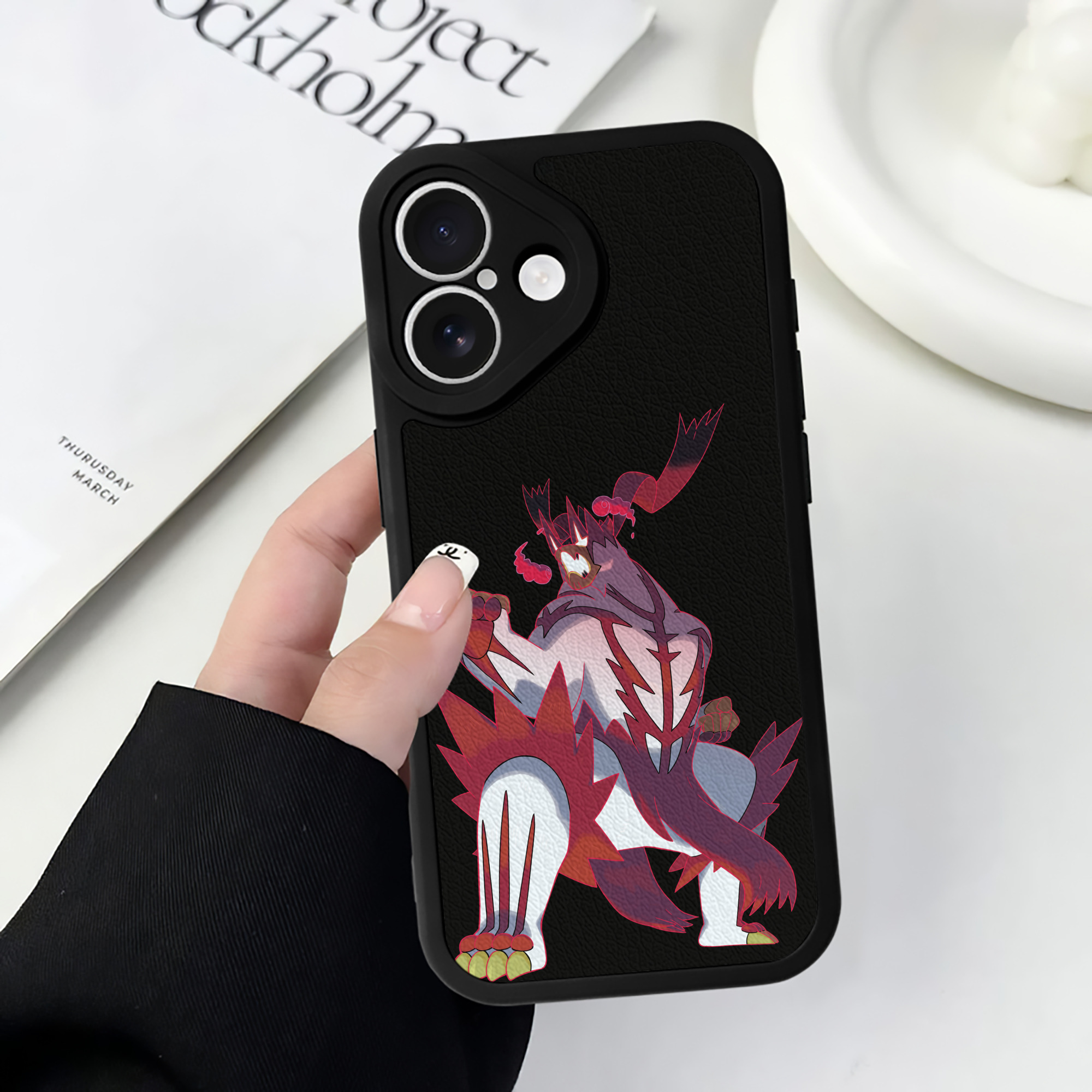 （画像用） ポケットモンスター Pokémon 【iPhone 16シリーズ対応】シリコンスマホケース（レザー調） 材質：シリコン
